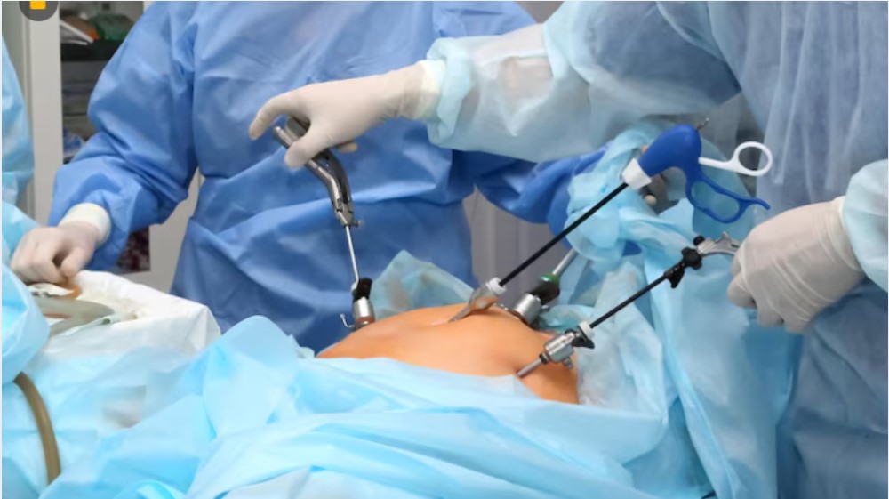 Advanced Laparoscopic Gynecologist in Kolshet Road, Thane